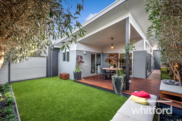 2/12 Herne Street, Manifold&nbsp;Heights