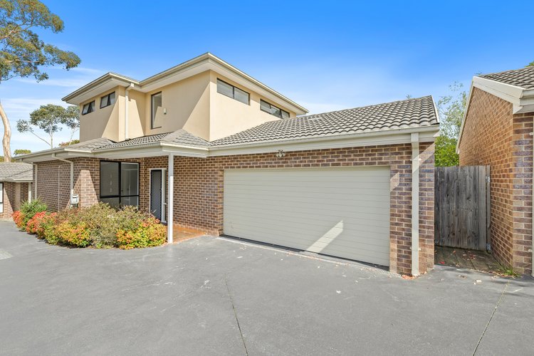 2/12 Moore Avenue Croydon 3136