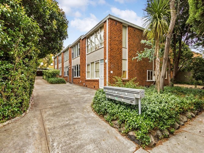 2 12 Oxford Street Box Hill 3128