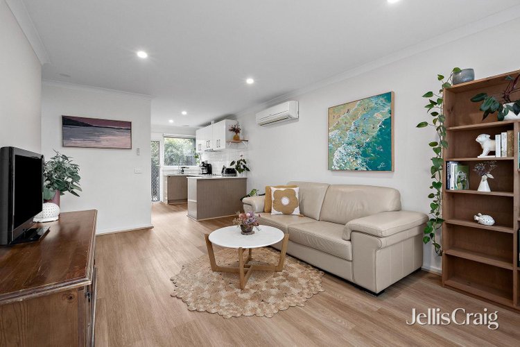 2 12 Swanpool Avenue Chelsea 3196