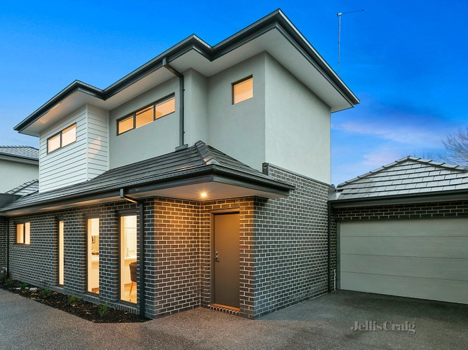 2/12 William Street Moorabbin 3189