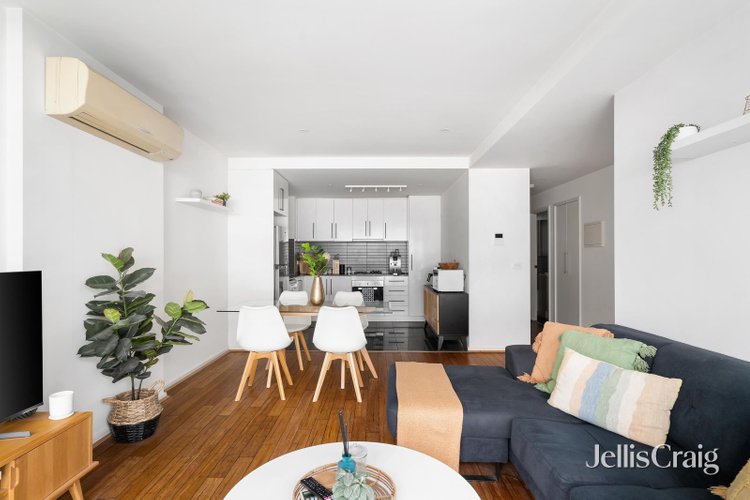 212 2A Montrose Place Hawthorn East 3123