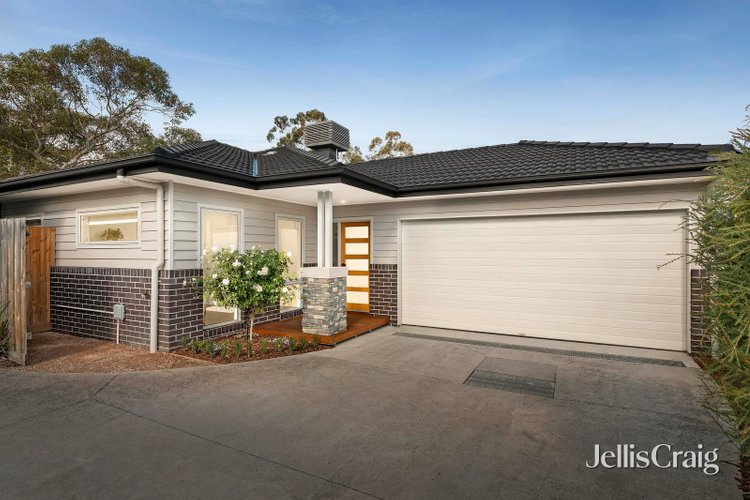 2 123 Esther Crescent Mooroolbark 3138