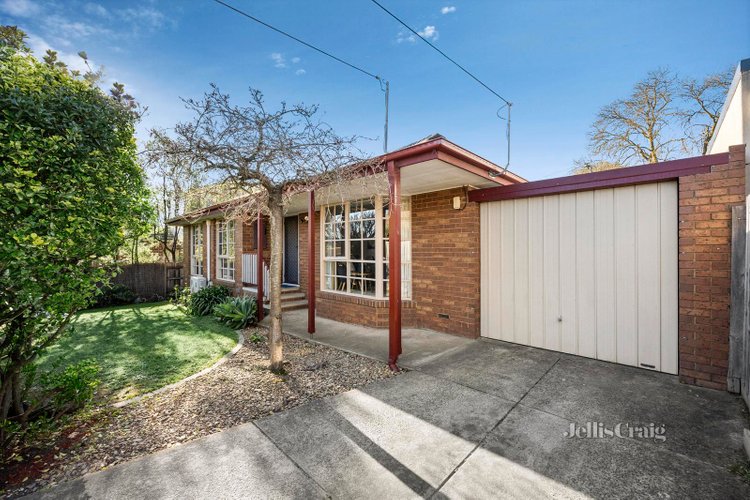 2 127 Bedford Road Ringwood East 3135