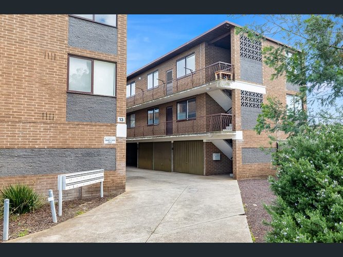 2/13 Alberta Street  West Footscray 3012