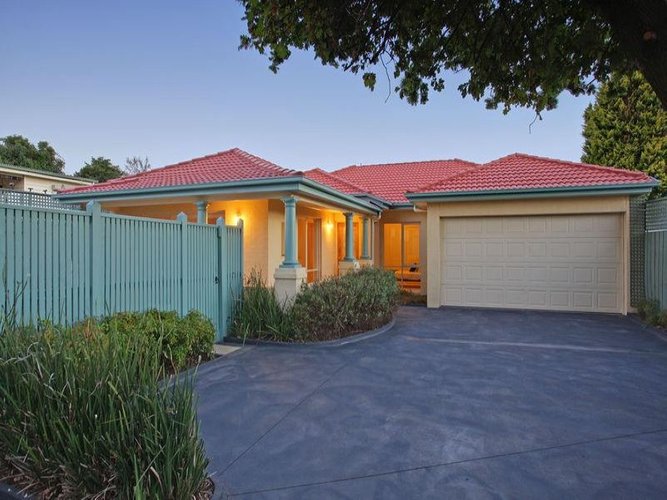 2 13 Arlington Street Ringwood 3134