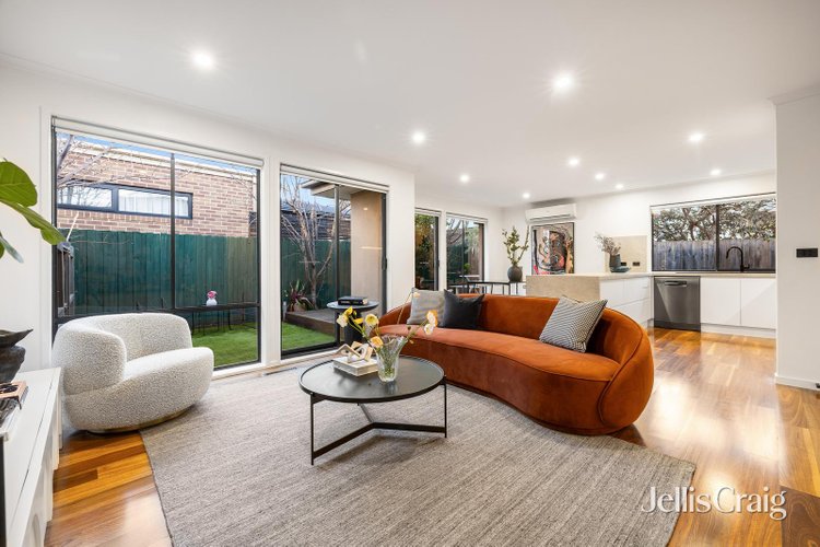 2 13 Lilac Street Bentleigh East 3165