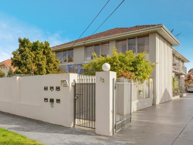2 13 Phillip Street Bentleigh 3204