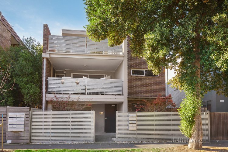 2/13 Somerset Street Richmond 3121