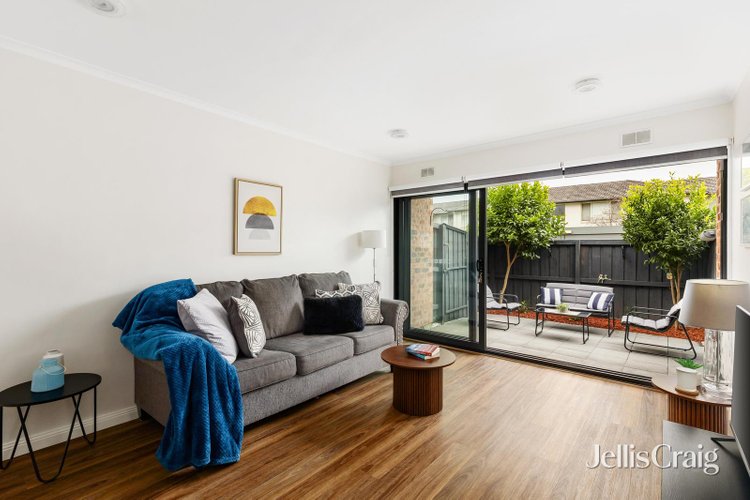2 134-136 Milton Parade Glen Iris 3146