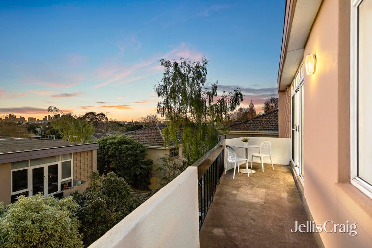 21 36 Grange Road Toorak 3142