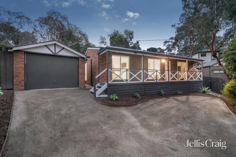 2 137 Bolton Street Eltham 3095