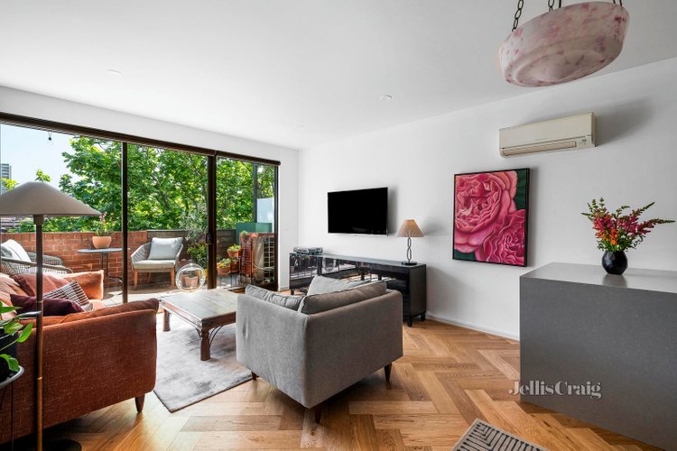 213 96 Charles Street Fitzroy 3065