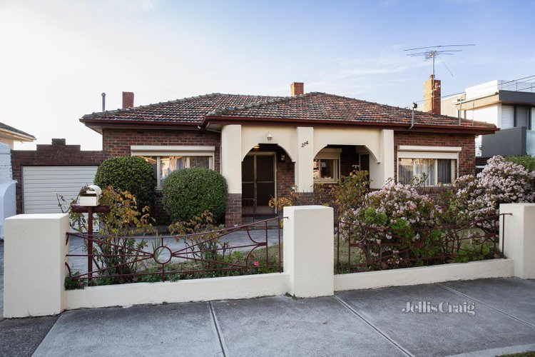 214 Victoria Road Northcote 3070