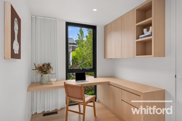 214 West Fyans Street, Newtown