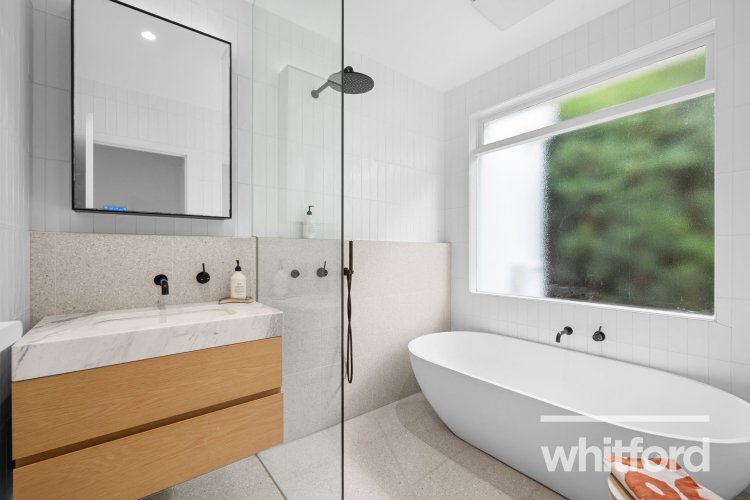 214 West Fyans Street, Newtown
