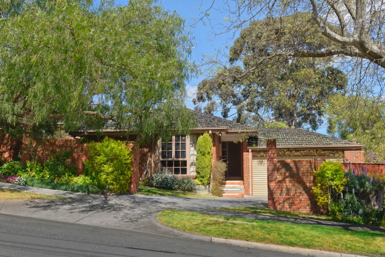 2/143 Balwyn Road Balwyn 3103