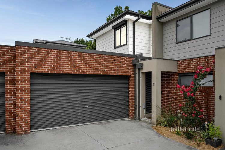 2 15 Beresford Road Lilydale 3140