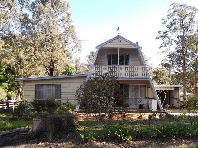 215 Great Alpine Road, Bruthen