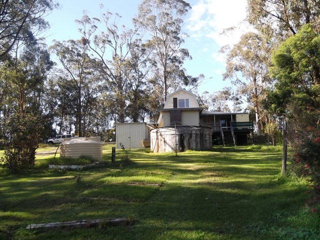 215 Great Alpine Road, Bruthen