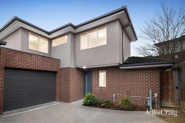 2 15 Matlock Road Wantirna South 3152