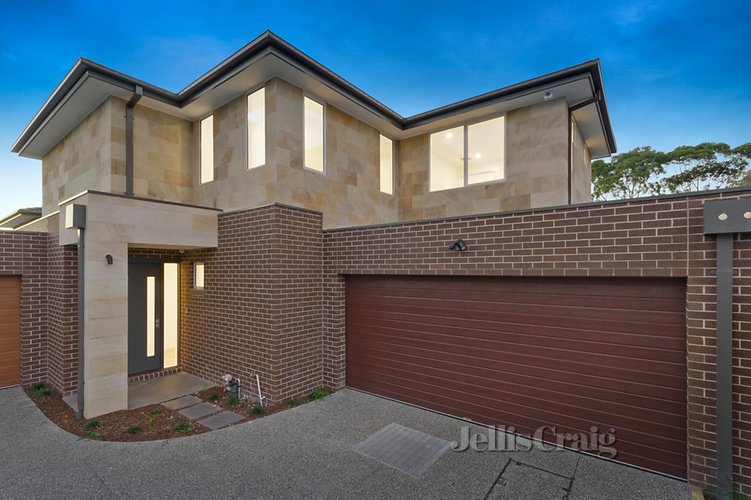 2/15 Nonda Avenue Doncaster East 3109