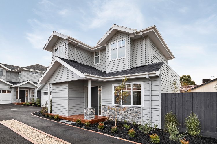2/15 Springfield Street Briar Hill 3088