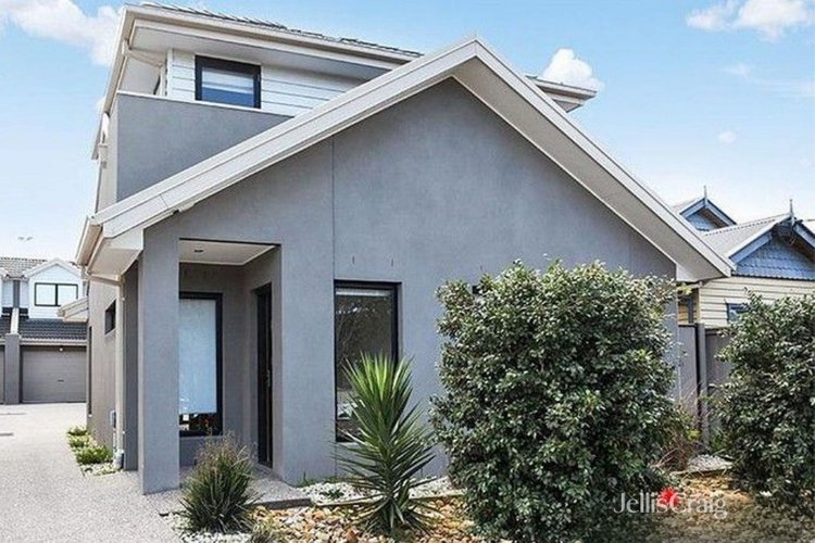 2/150 Woods Street Newport 3015