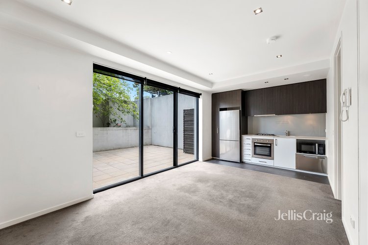 2/1526 High Street Glen Iris 3146