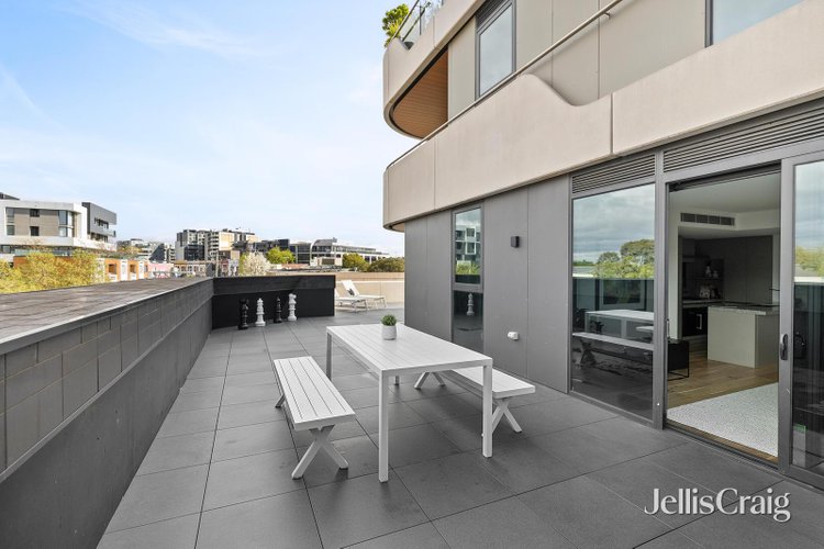 215 35 Camberwell Road Hawthorn East 3123