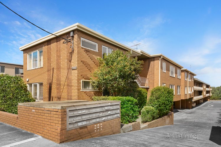21/558 Moreland Road Brunswick West 3055