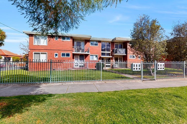 2/157 St Leonards Road  Ascot Vale 3032