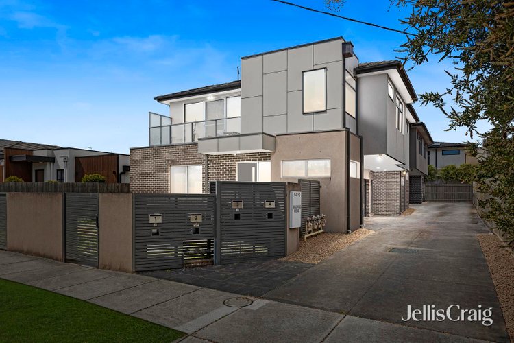 2 16 Browns Road Bentleigh East 3165