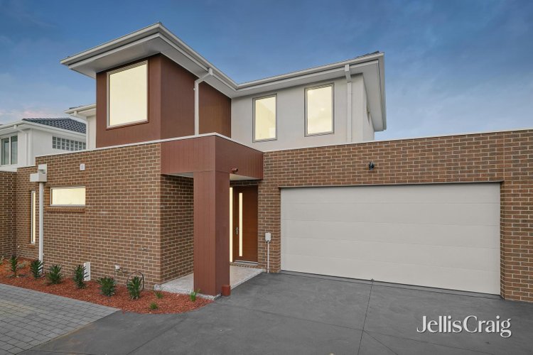 2 16 Flower Street Ferntree Gully 3156