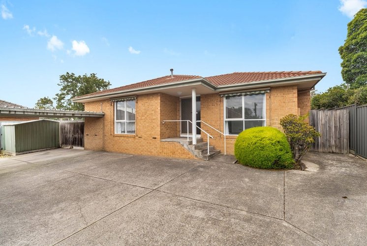 2/16 Middleborough Road Burwood East 3151