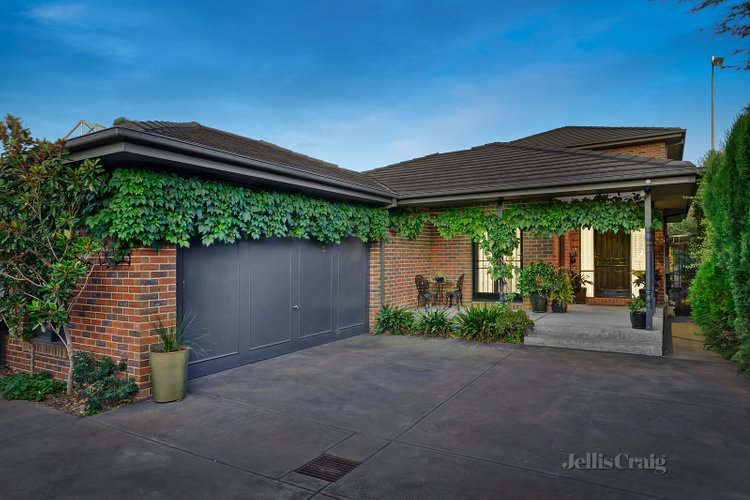 2/160 Tucker Road Bentleigh 3204