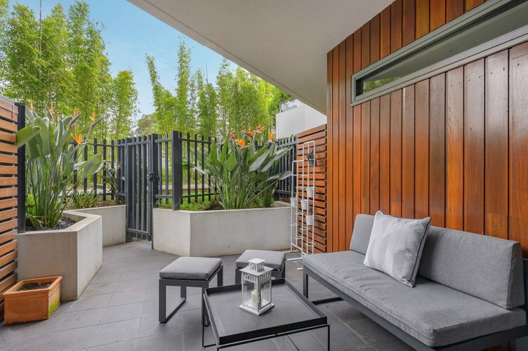 216/1 Acacia Place Abbotsford 3067