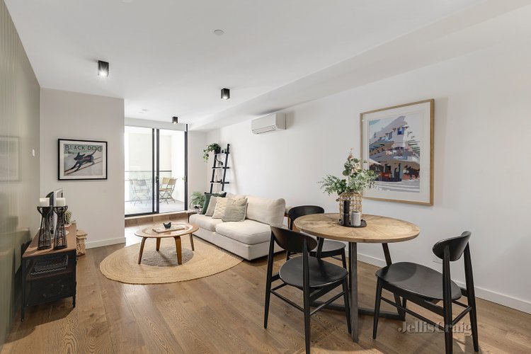 216/182 Whitehorse Road Balwyn 3103
