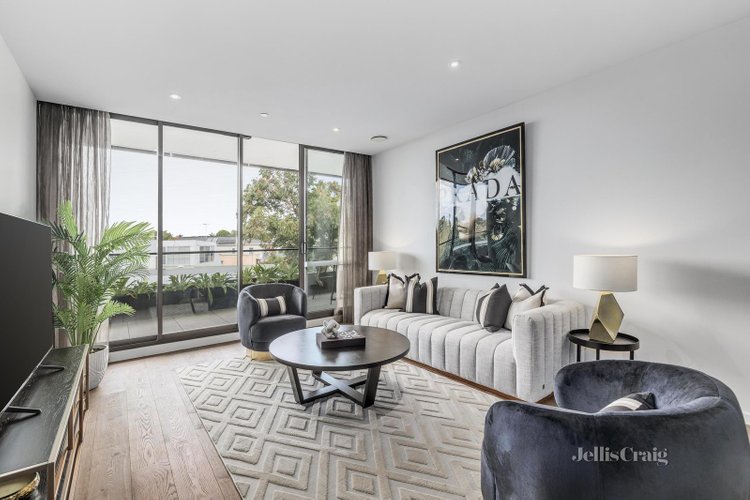 216 369 High Street Kew 3101
