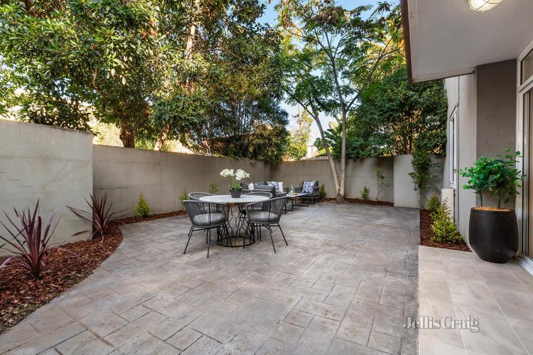 2 168 Power Street Hawthorn 3122