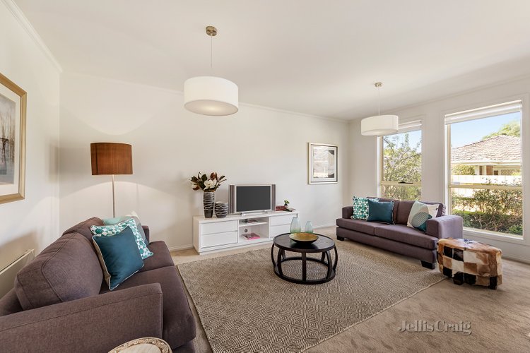 2/17 Ashburn Grove Ashburton 3147
