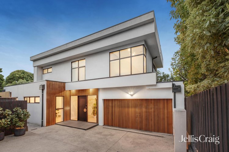 2 17 Ian Grove Mount Waverley 3149