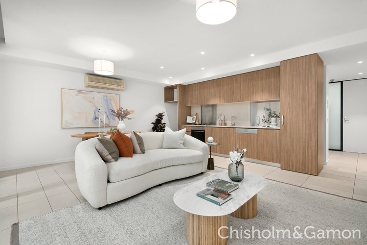 2 17 Pine Avenue Elwood 3184