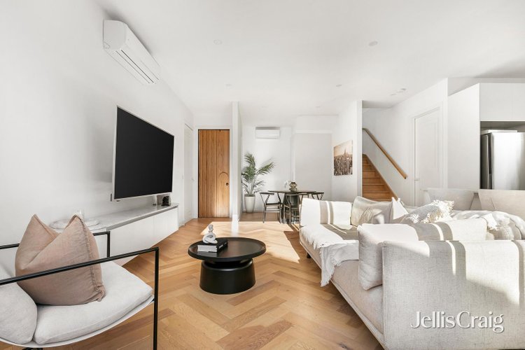 2 17 Sutherland Street Coburg 3058