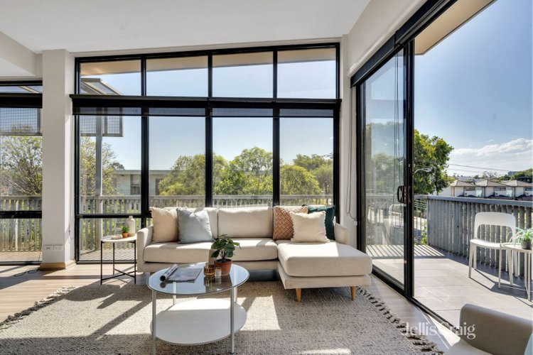 21/70-74 Brunswick Road Brunswick 3056