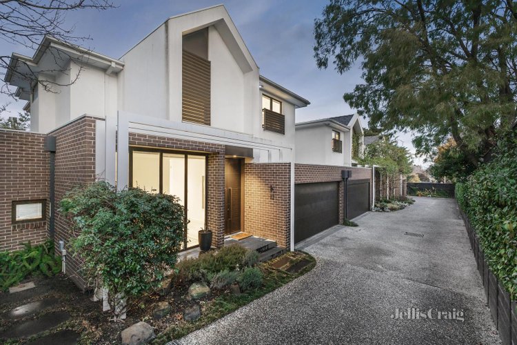 2 172 Prospect Hill Road Canterbury 3126