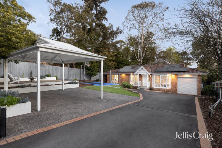 2 176 Pitt Street Eltham 3095