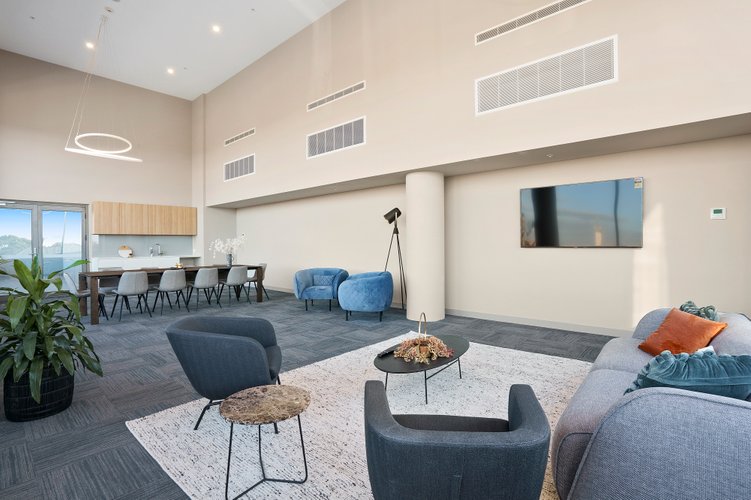 2/18 Cavendish Street, Geelong