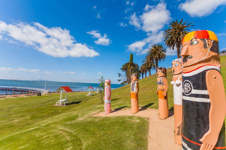 2/18 Cavendish Street, Geelong