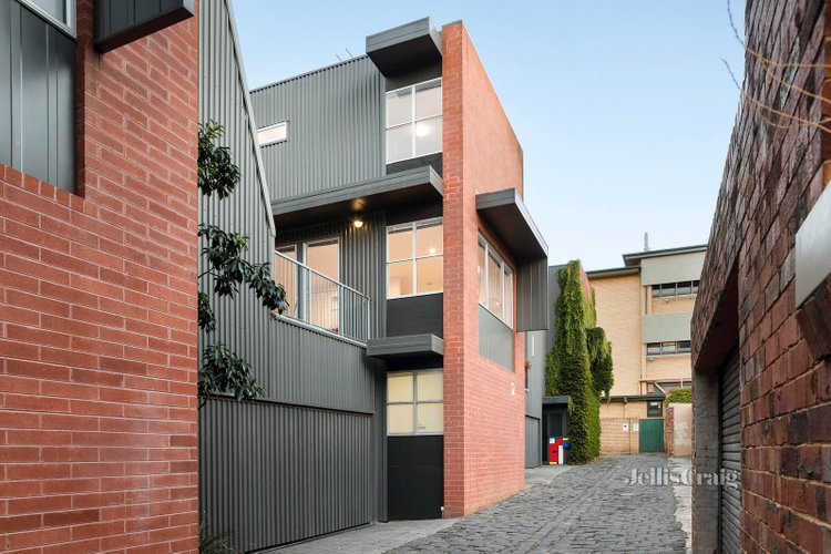 2 18 Hanover Street Fitzroy 3065
